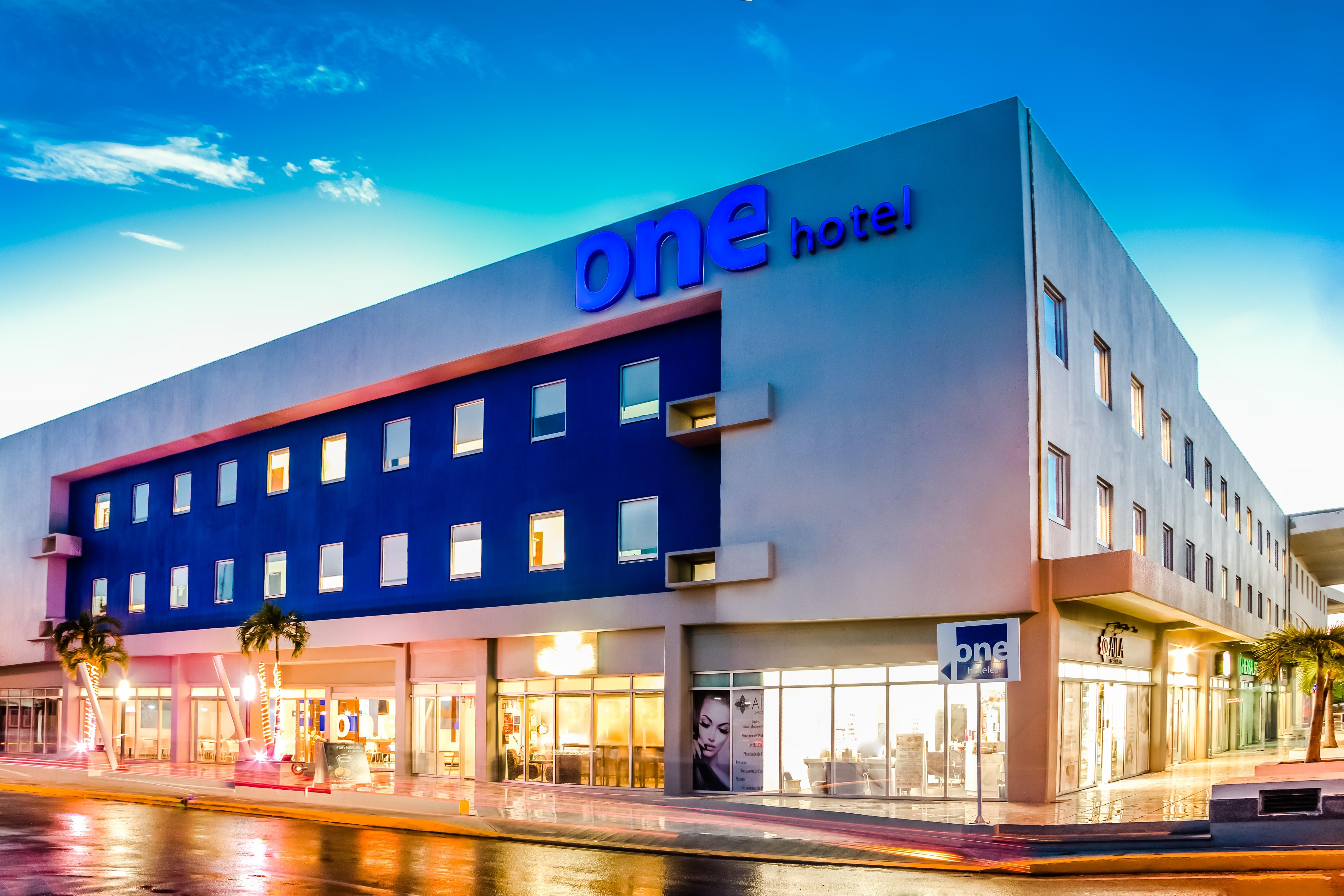 One Playa Del Carmen Hotel Bagian luar foto