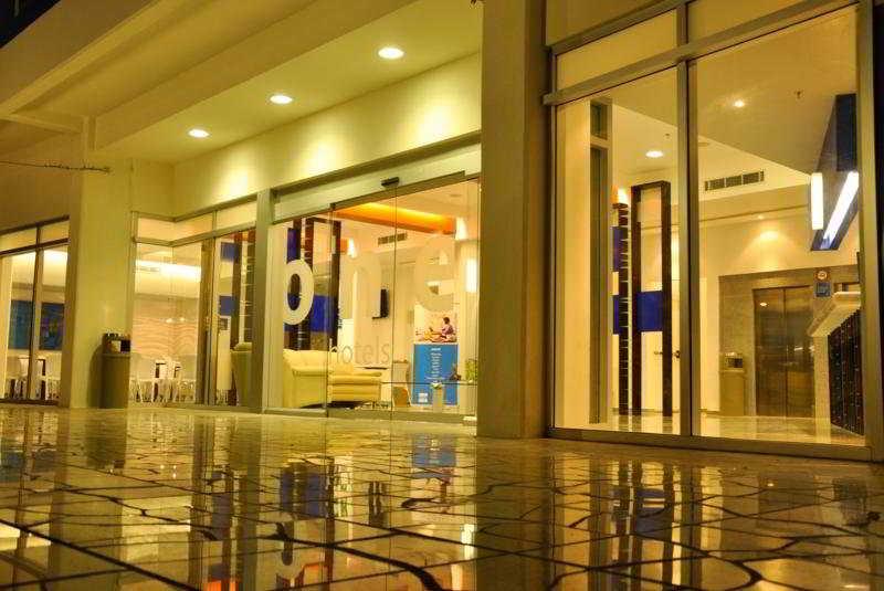 One Playa Del Carmen Hotel Bagian luar foto