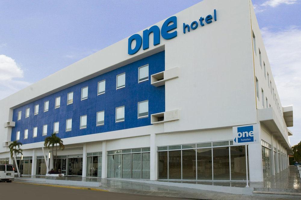 One Playa Del Carmen Hotel Bagian luar foto